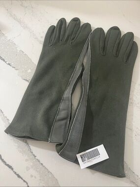 Men's Olive Green Leather-Trim Gloves